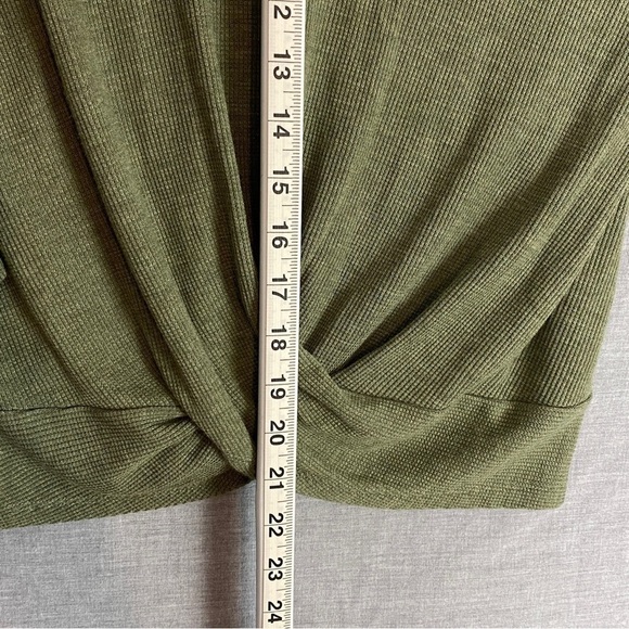 Eddie Bauer Cross Front Thermal Shirt XS Green Three Quarter Sleeve - Picture 9 of 10